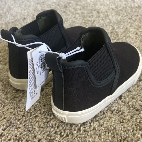NWT Toddler Size 7 Old Navy High Top Shoes / Boots - Picture 2 of 6